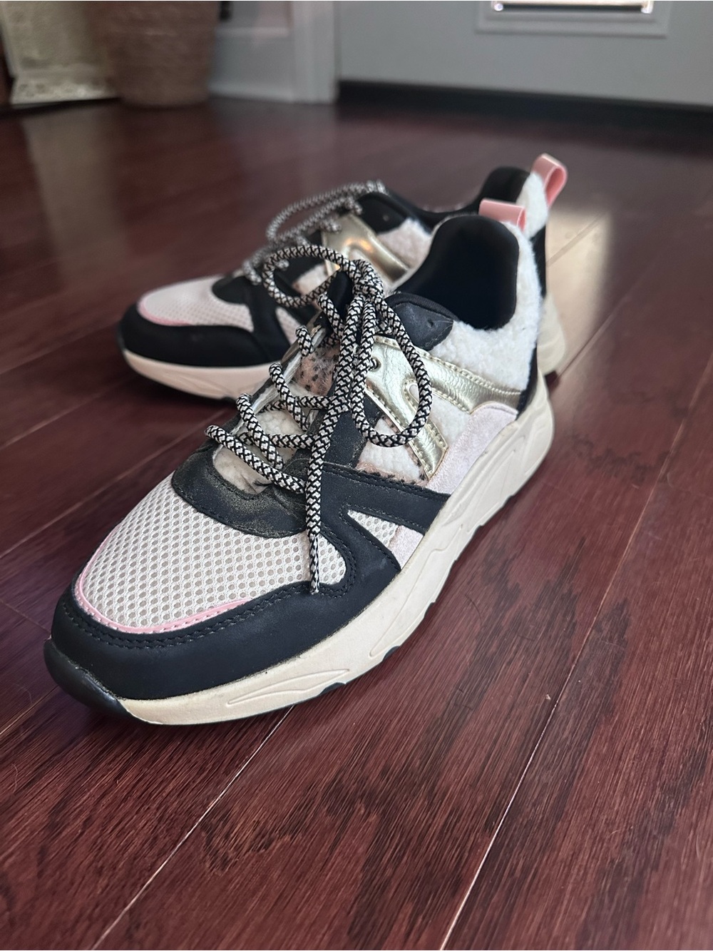 Women’s Posh Sherpa Sneakers